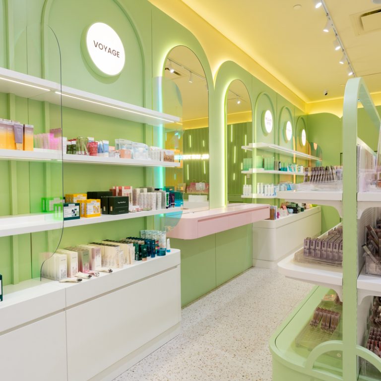 Réalisations commerciale par Hunic construction - Sukoshi, produits de beauté.